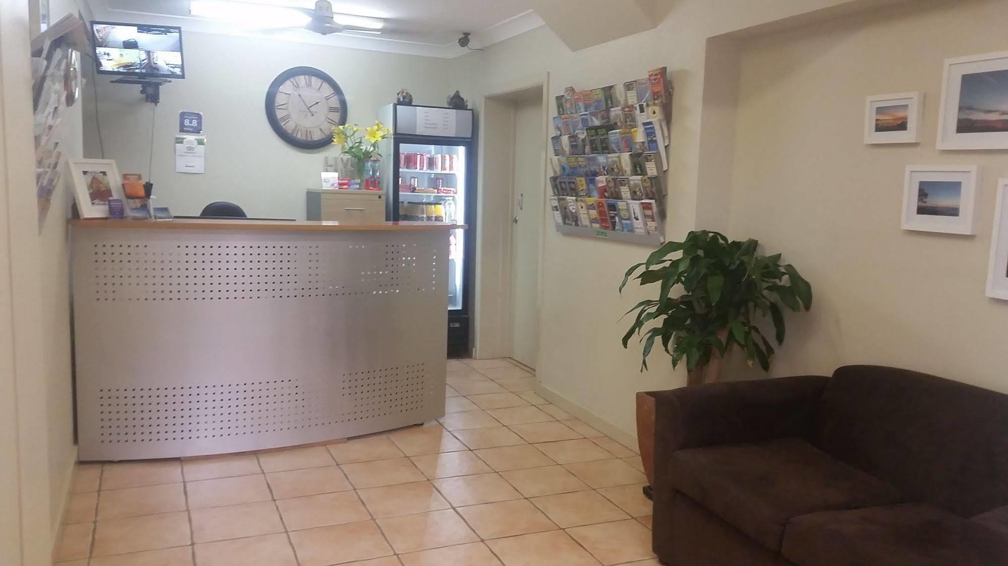 Econo Lodge Chaparral Motel Ballina Kültér fotó