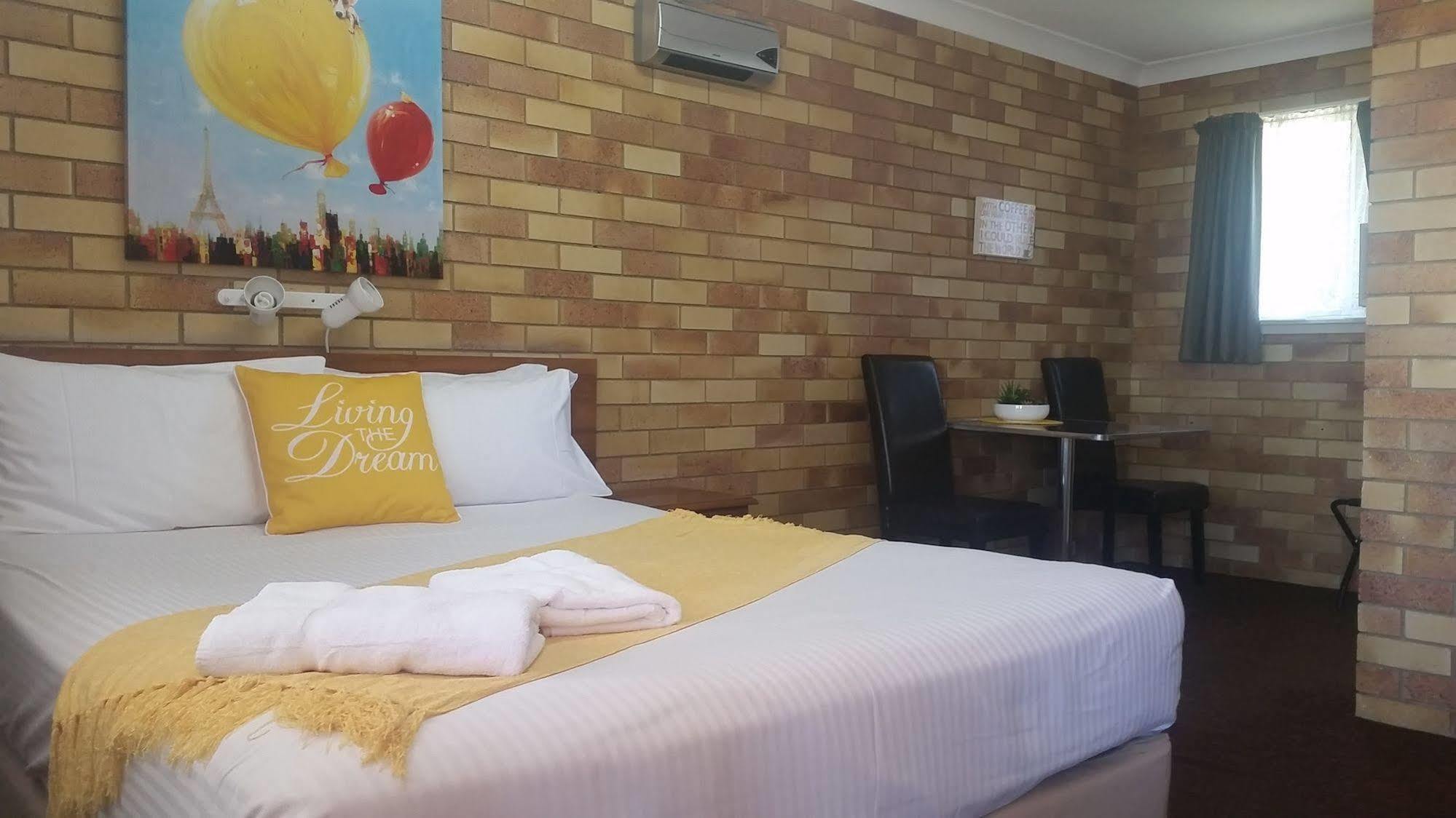 Econo Lodge Chaparral Motel Ballina Kültér fotó